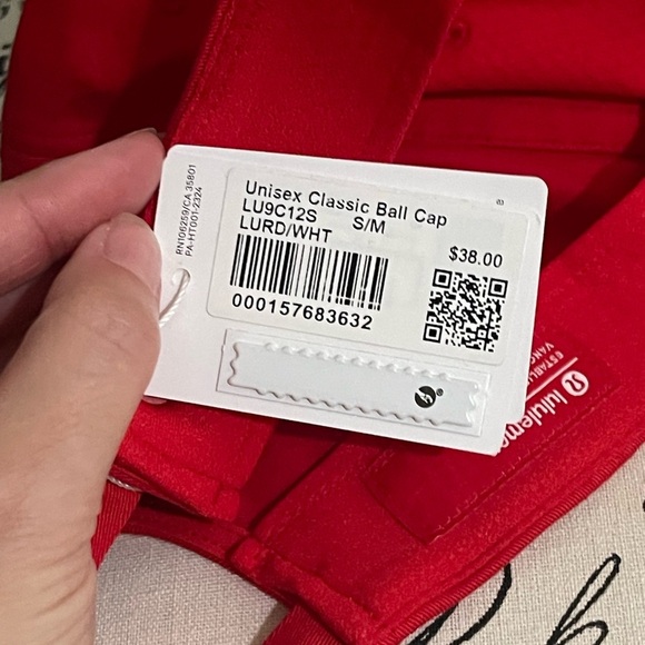 NEW LULULEMON Classic Ball Cap Tennis Club Lulu Red White Script Logo Cotton O/S - Picture 7 of 7